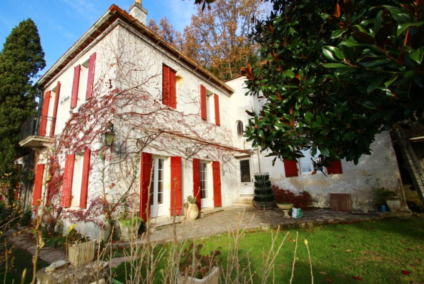 Maison en pierre à vendre à Quinsac