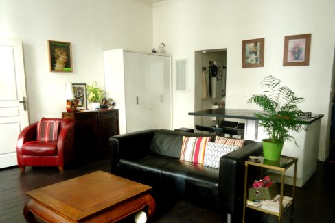 A vendre appartement T3 avec balcon à Bordeaux