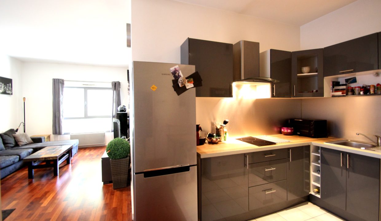 Agence immobilière située Bordeaux Bastide