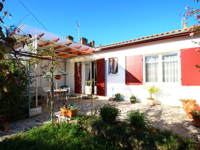 Maison avec Jardin à Cenon