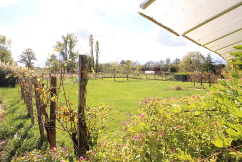 Maison avec grand terrain à vendre à Latresne