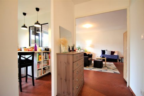 Vend: Maison avec jardin et garage