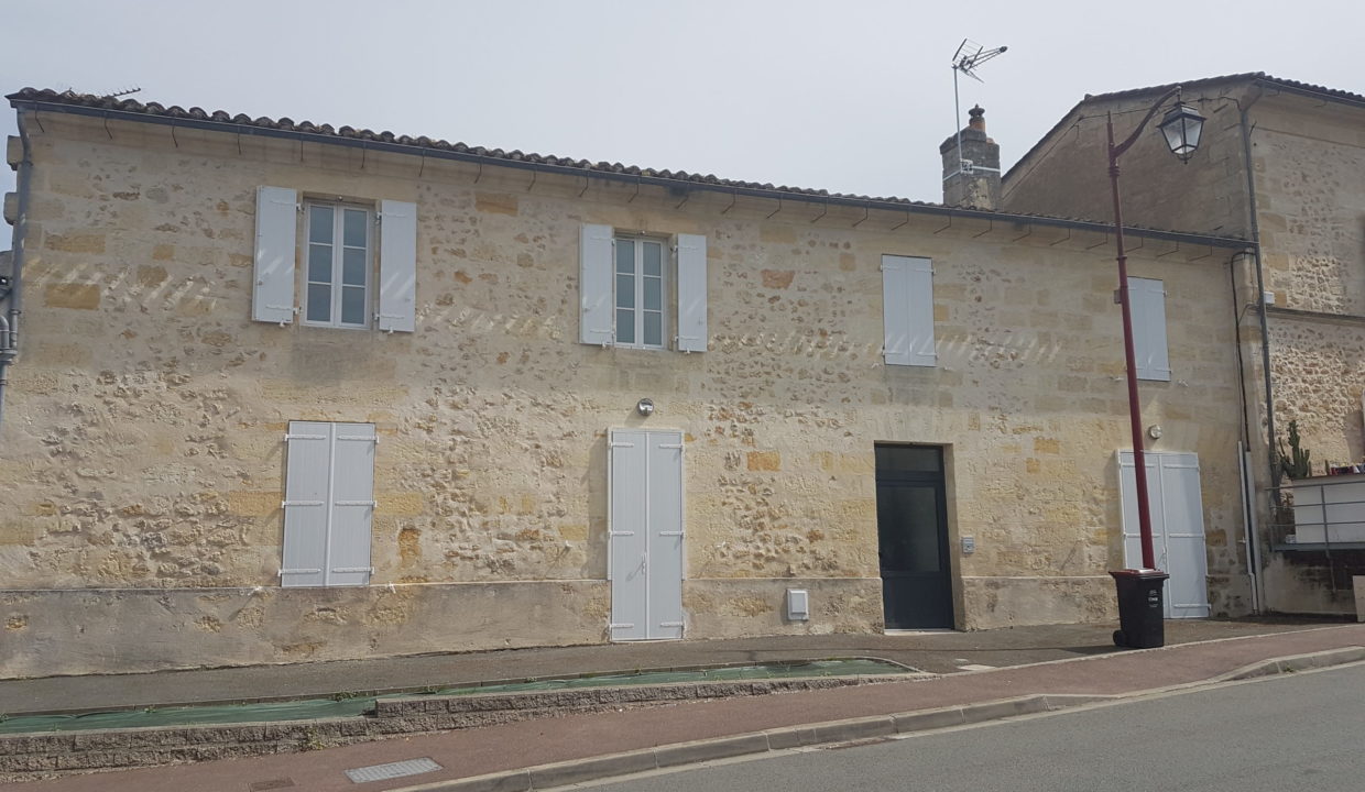 Bel immeuble de rapport en vente