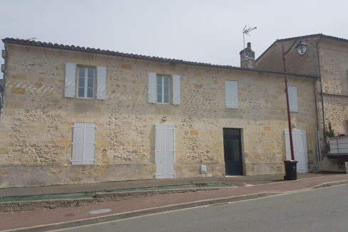 Bel immeuble de rapport en vente