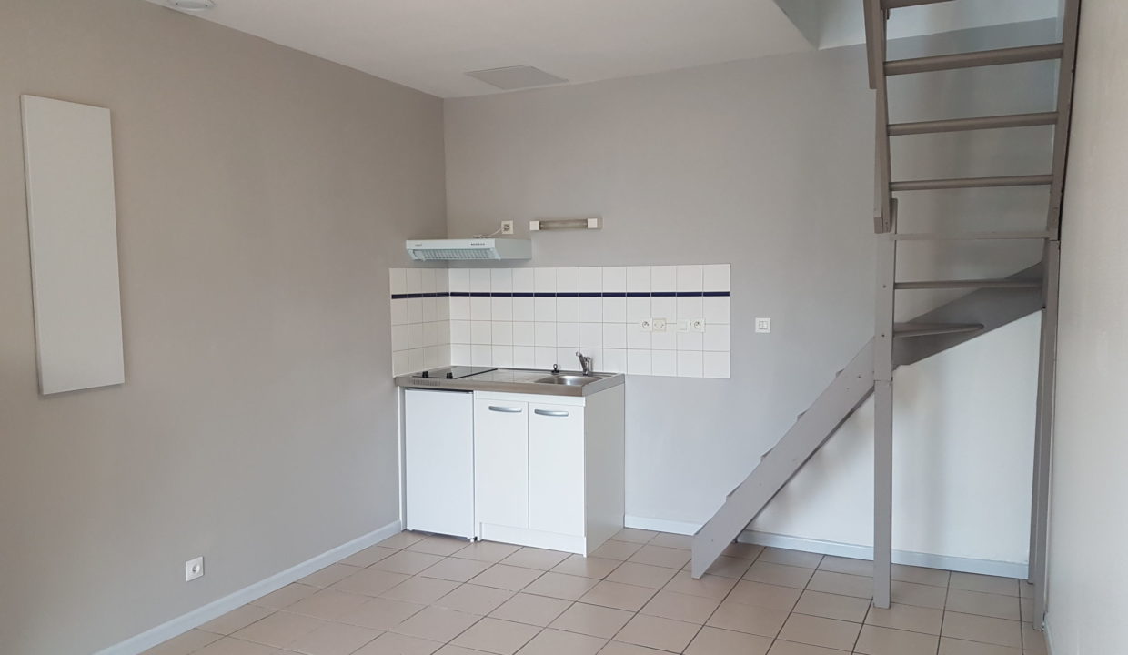 En vente immeuble de rapport à Sadirac