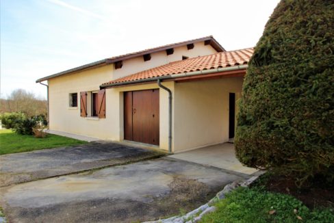Vend: Maison avec piscine à Tresses