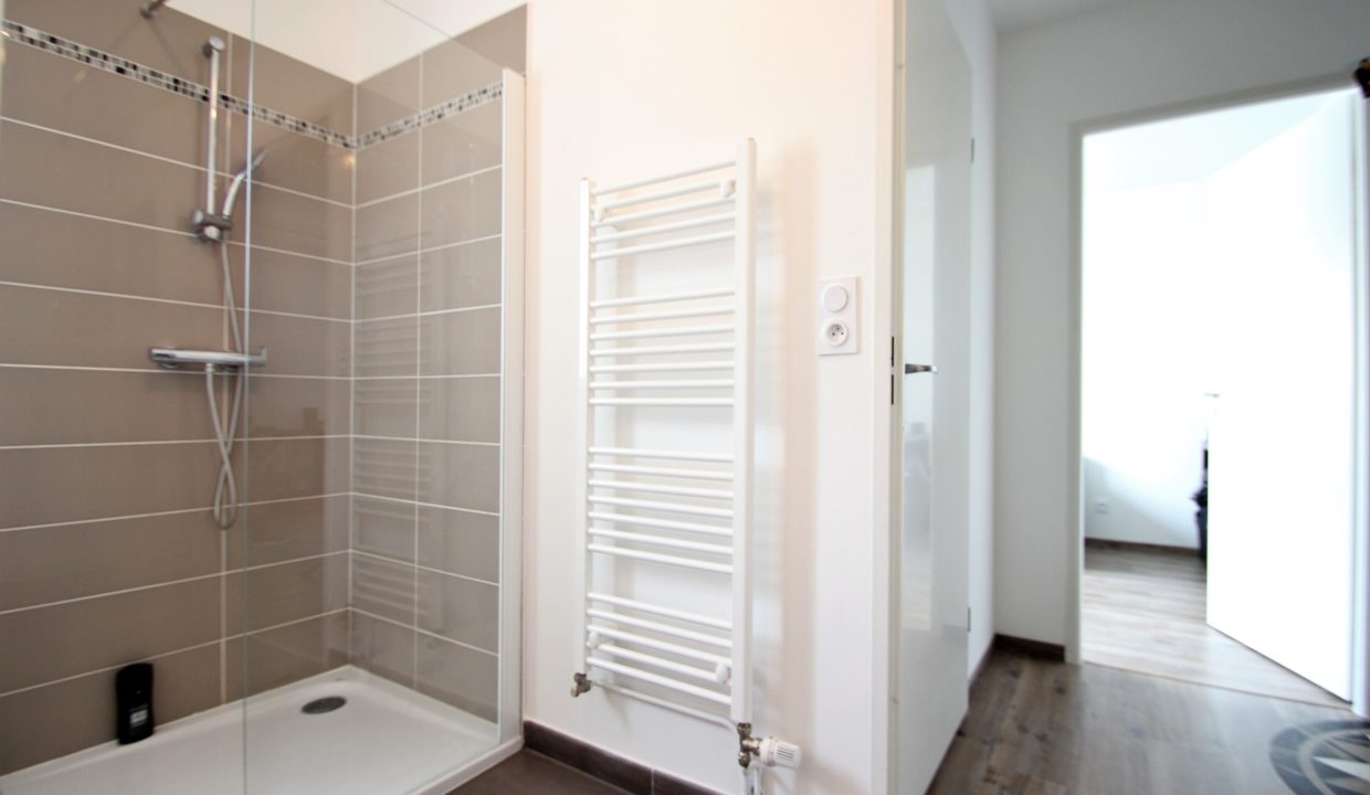 Eysines maison avec jardin