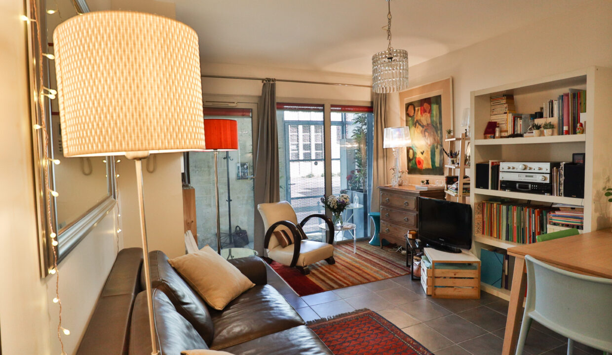 2-agence-immobilière-bordeaux-clés-en-main-appartement-chartrons