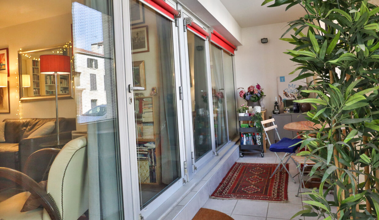 9-agence-immobilière-bordeaux-clés-en-main-appartement-chartrons