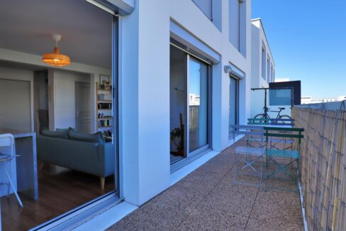 1 Appartement T2 a vendre à Bordeaux Chartrons avec place de parking. Agence immobilière Bordeaux Clés en Main (5)