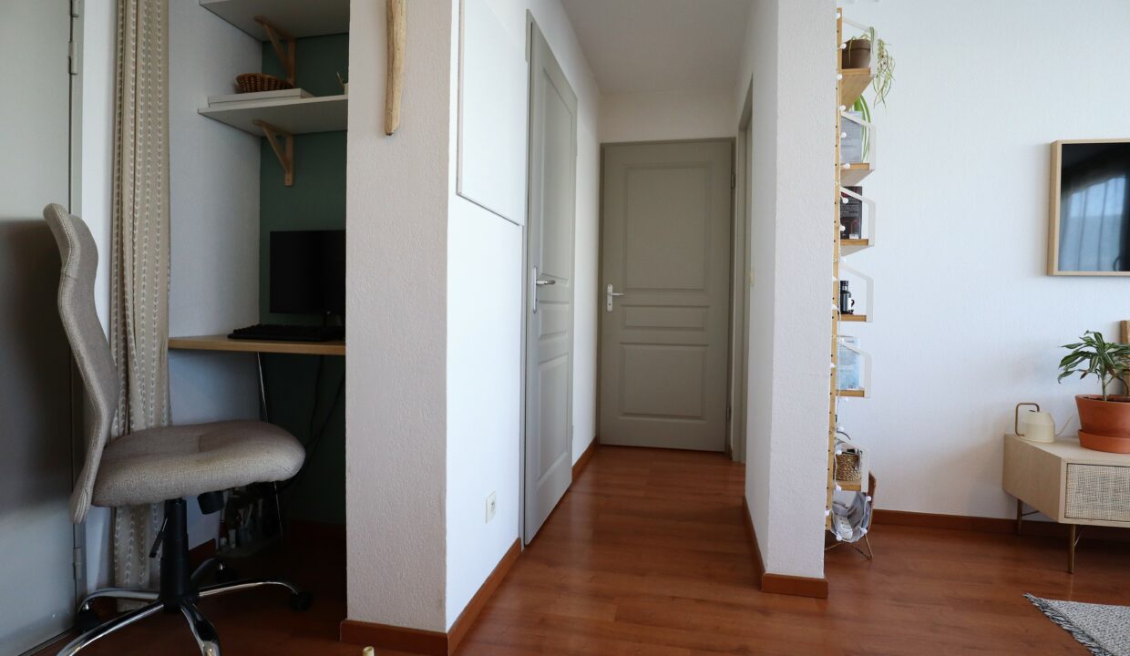 10 Appartement T2 a vendre à Bordeaux Chartrons avec place de parking. Agence immobilière Bordeaux Clés en Main (12)
