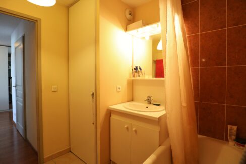 12 Appartement T2 a vendre à Bordeaux Chartrons avec place de parking. Agence immobilière Bordeaux Clés en Main (1)