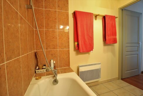 13 Appartement T2 a vendre à Bordeaux Chartrons avec place de parking. Agence immobilière Bordeaux Clés en Main (16)