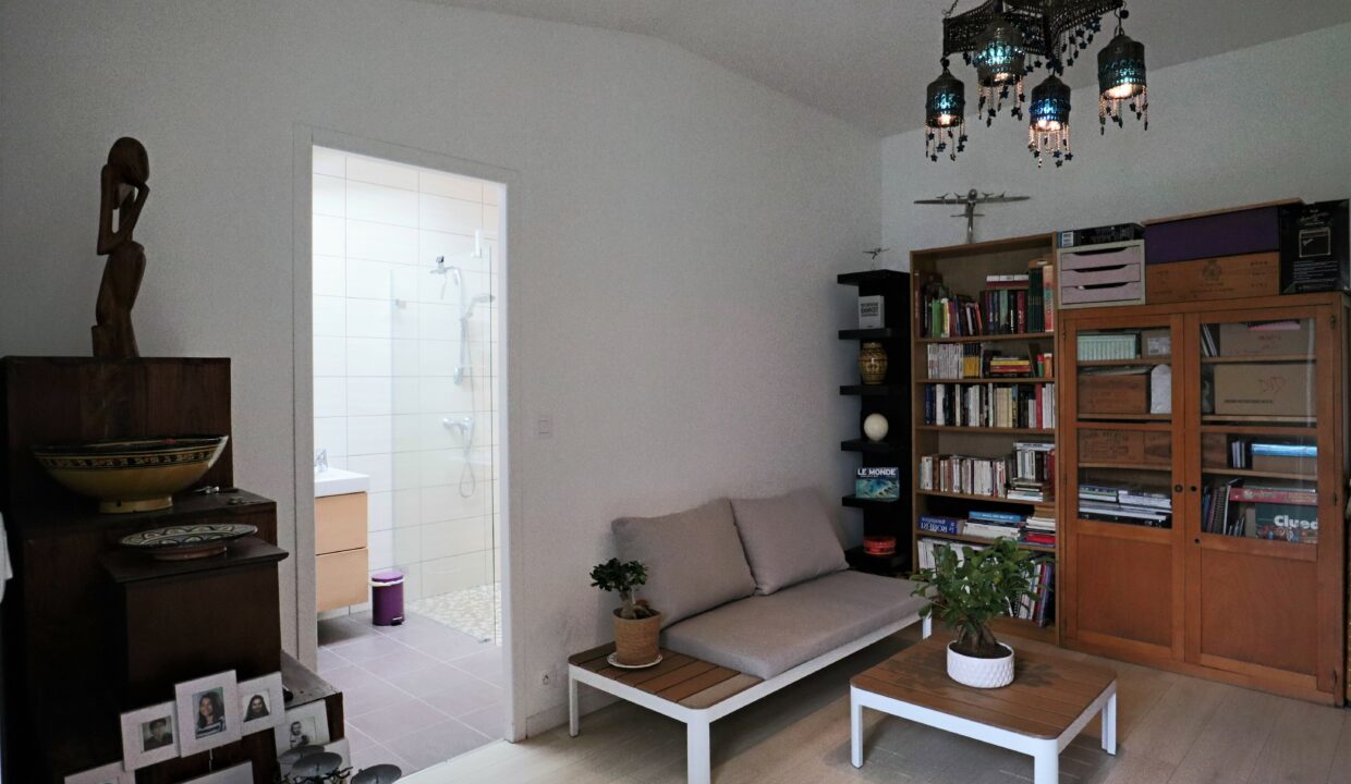 1. A vendre maison rénovée 3 chambres et jardin à Cénac 33360 - Agence immobiliere bordeaux clés en main (13)