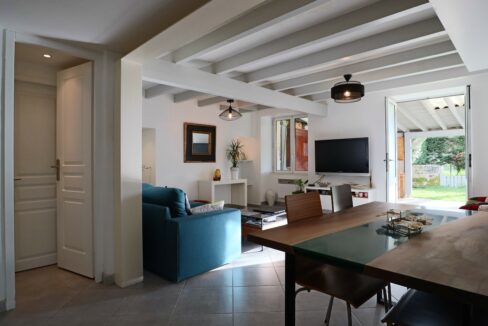 1. A vendre maison rénovée 3 chambres et jardin à Cénac 33360 - Agence immobiliere bordeaux clés en main (4)